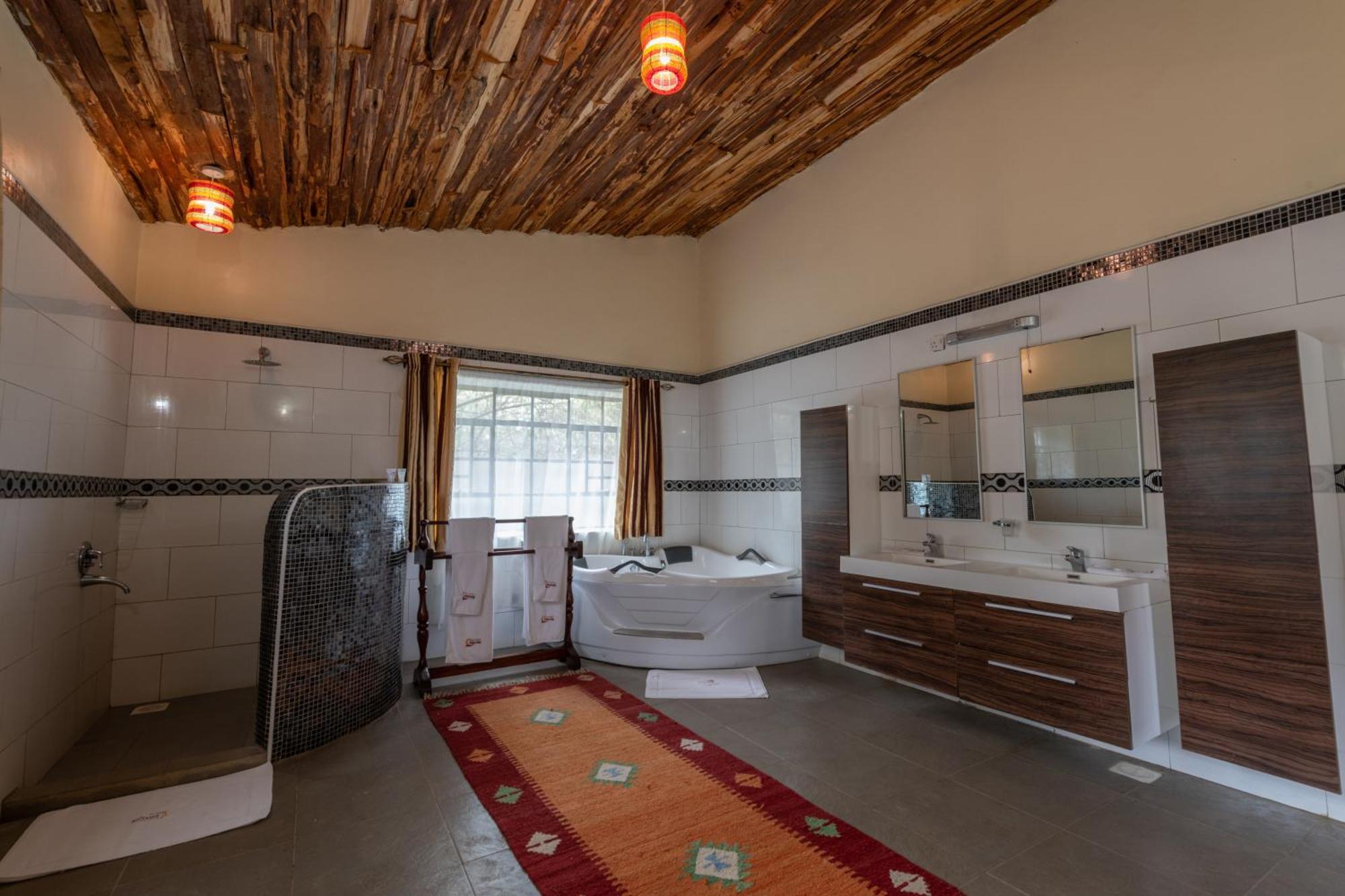 Naivasha Kongoni Lodge - Lakefront Getaway Kültér fotó